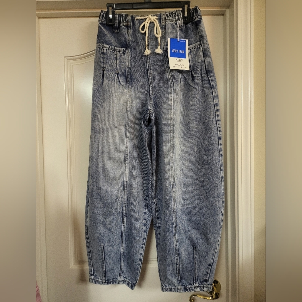 NEW Very Jean Light True Blues Barrel Jeans NWT Size Small - Picture 3 of 16